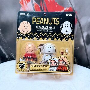 POP MART PEANUTS Mega Space Molly Charlie Brown Snoopy Collectible Figures Set